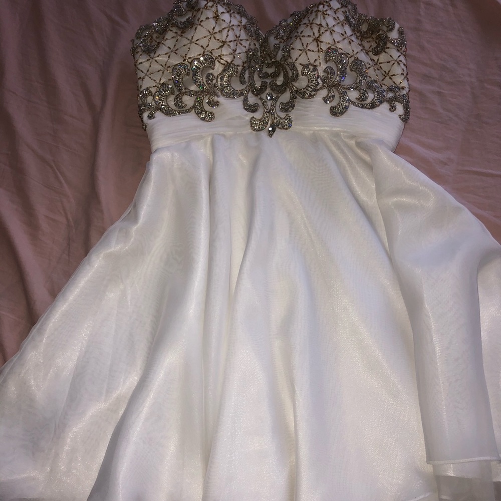 Graduation dress - Picture 3 of 4